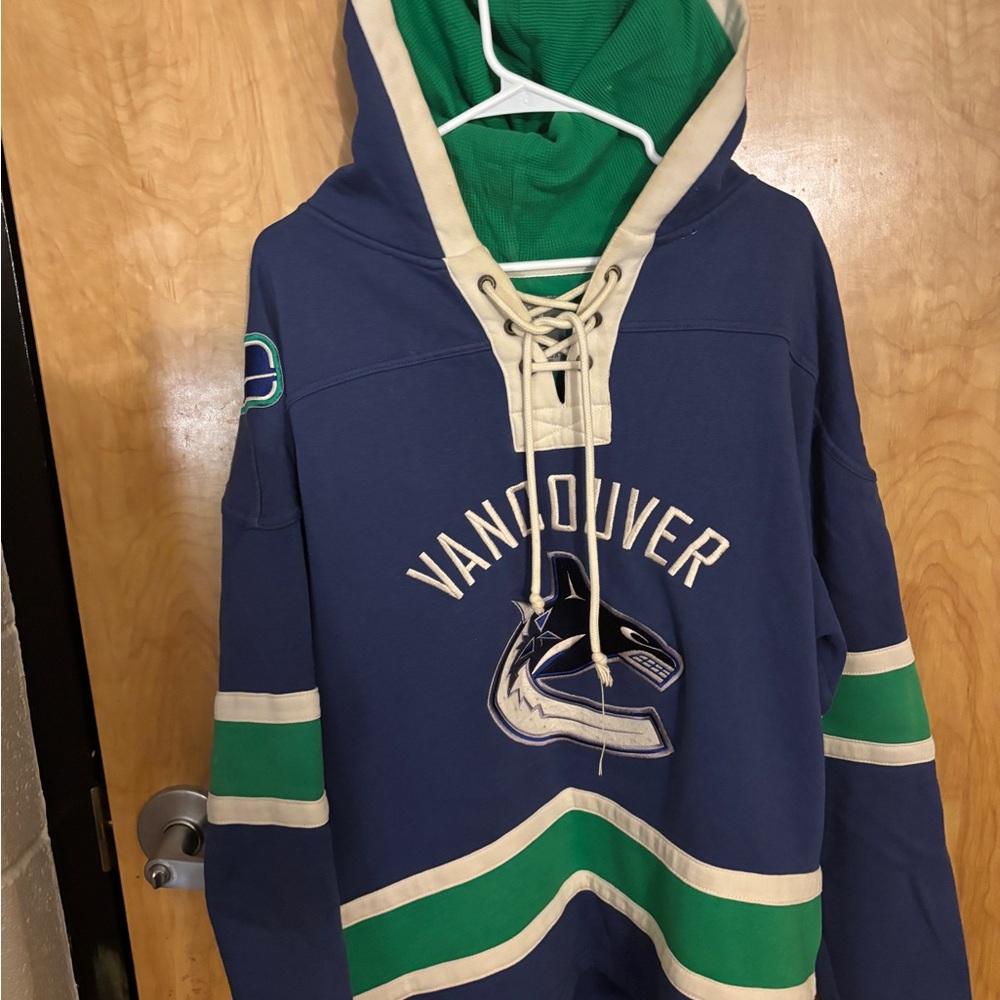 Vancouver Canucks Hockey Sweater